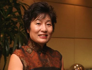 Ακόμα δεν ήρθε η νέα πρέσβειρα της Κίνας και πάει «COSCO» - Επιφυλακτική η Ε.Ε.